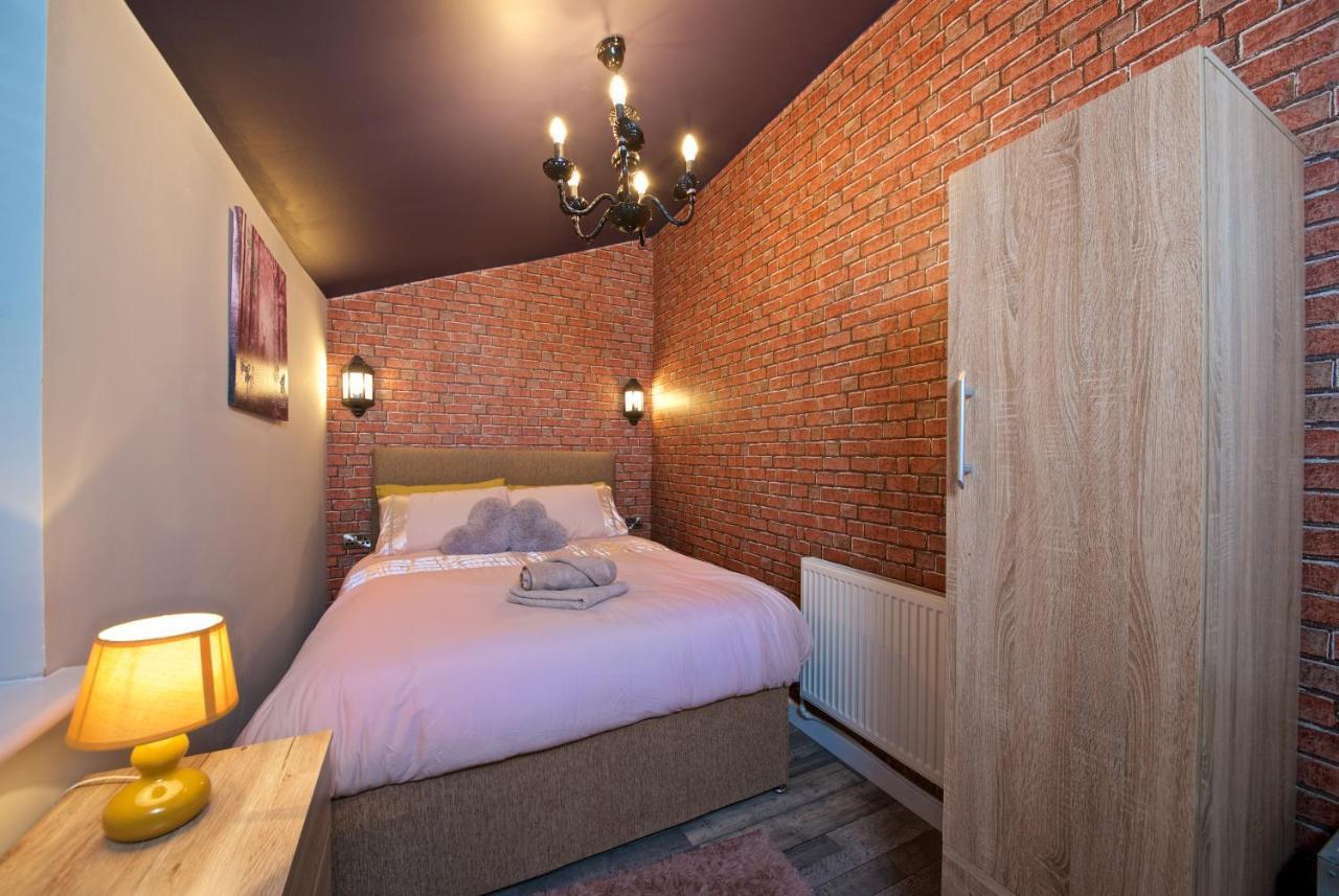 Beautiful Cozy Home With Free Parking Mánchester Exterior foto
