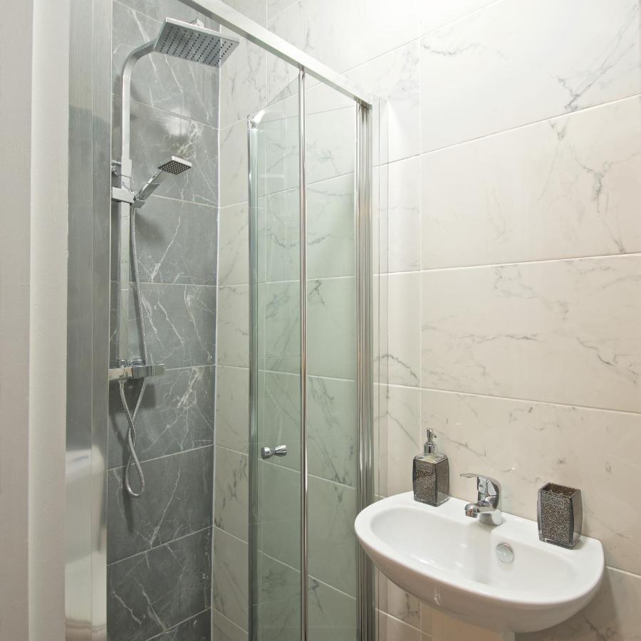 Beautiful Cozy Home With Free Parking Mánchester Exterior foto
